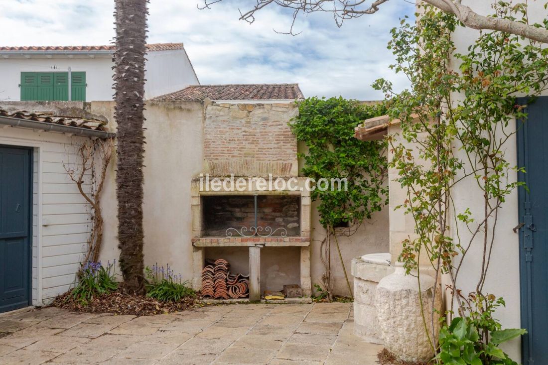 Photo 25: An accomodation located in Saint-Martin-de-Ré on ile de Ré.