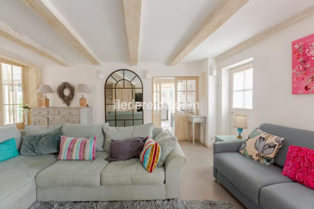 Photo 9: An accomodation located in Saint-Martin-de-Ré on ile de Ré.