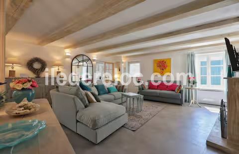 Photo 8: An accomodation located in Saint-Martin-de-R&eacute; on ile de R&eacute;.
