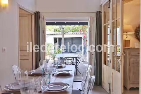 Photo 20: An accomodation located in Saint-Martin-de-R&eacute; on ile de R&eacute;.