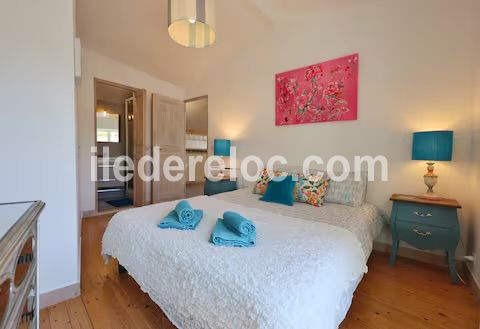Photo 40: An accomodation located in Saint-Martin-de-R&eacute; on ile de R&eacute;.