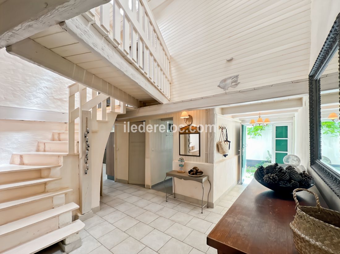 Photo 14: An accomodation located in Sainte-Marie-de-Ré on ile de Ré.