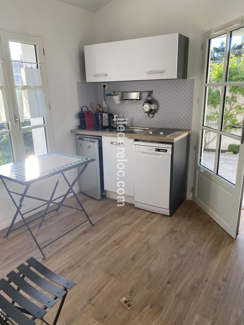 Photo 12: An accomodation located in Saint-Clément-des-Baleines on ile de Ré.