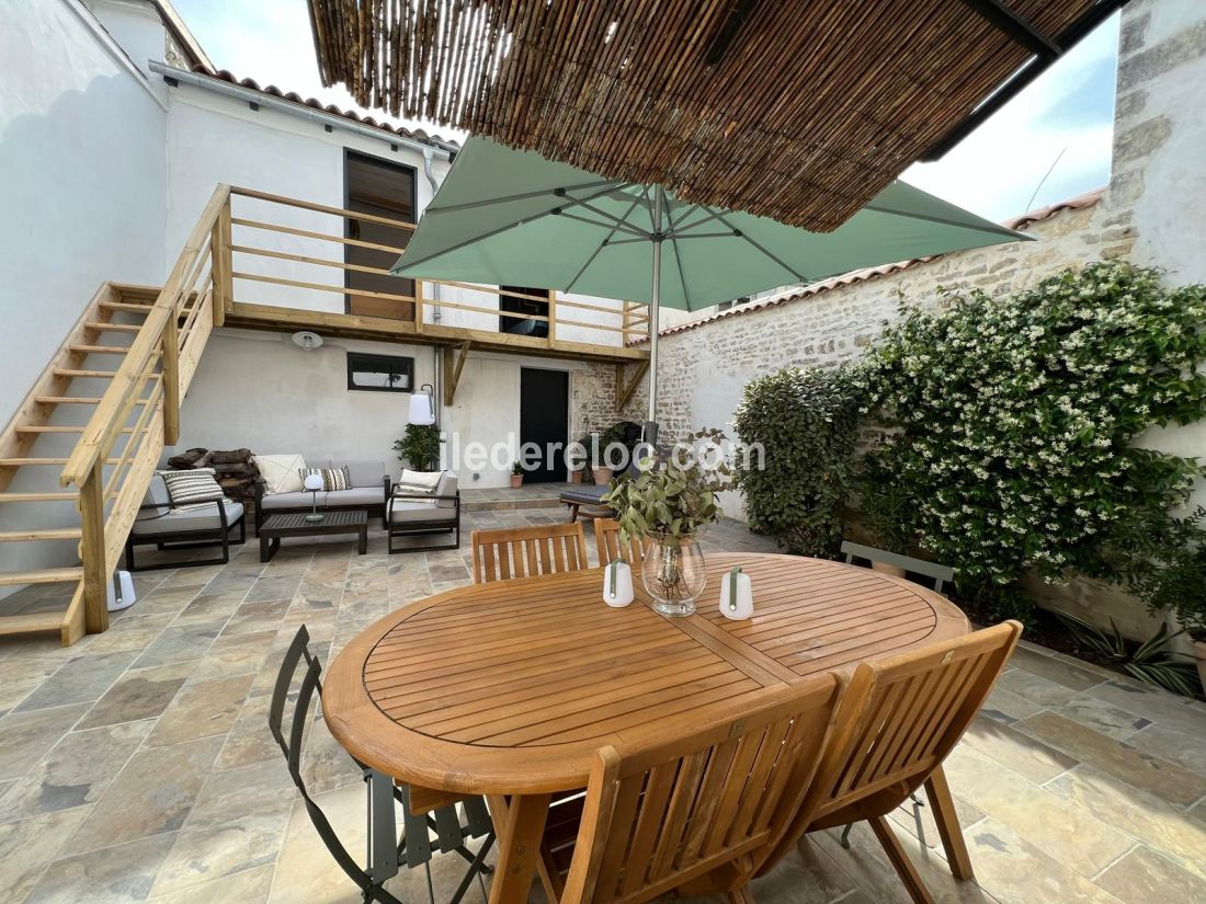 Photo 4: An accomodation located in La Flotte-en-Ré on ile de Ré.