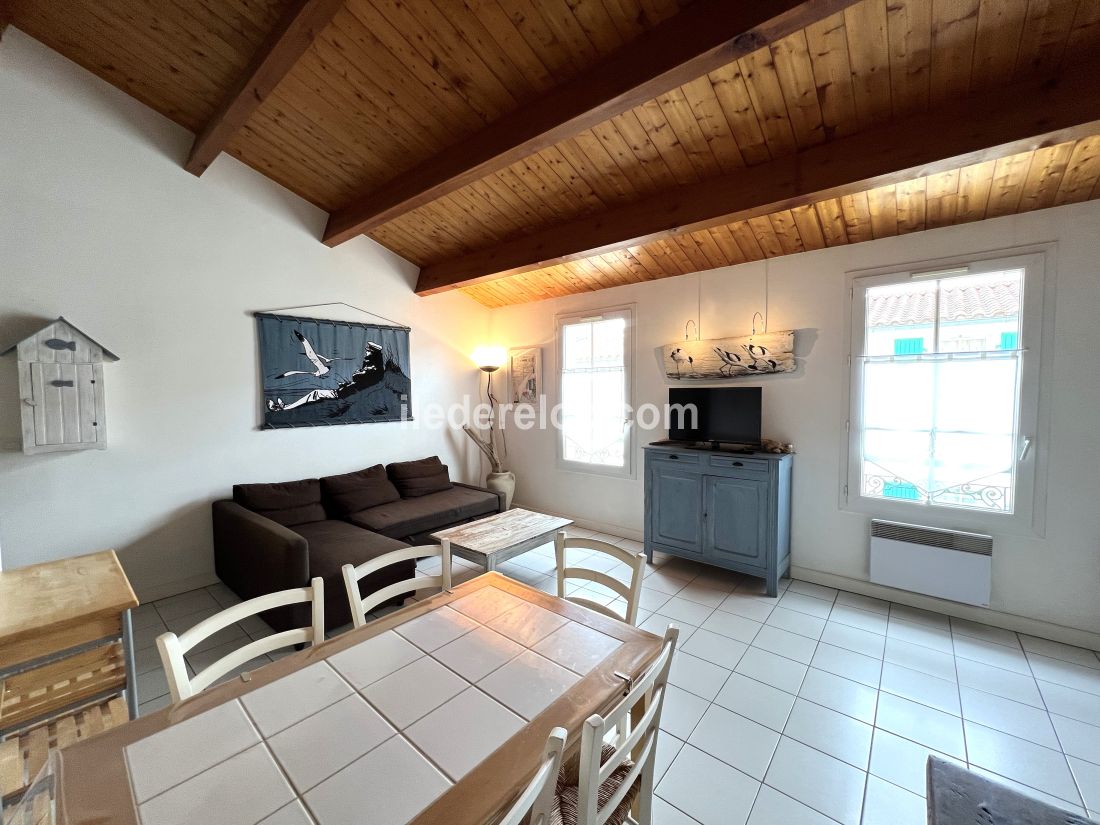 Photo 7: An accomodation located in Saint-Martin-de-Ré on ile de Ré.