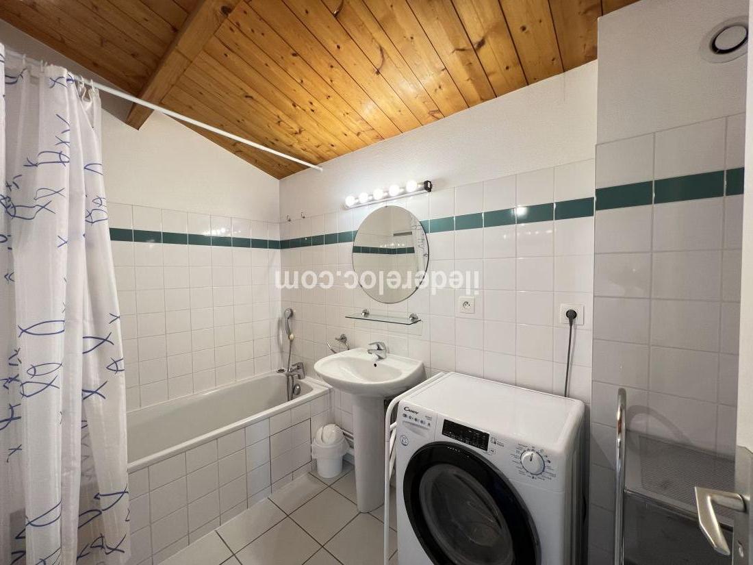 Photo 12: An accomodation located in Saint-Martin-de-Ré on ile de Ré.