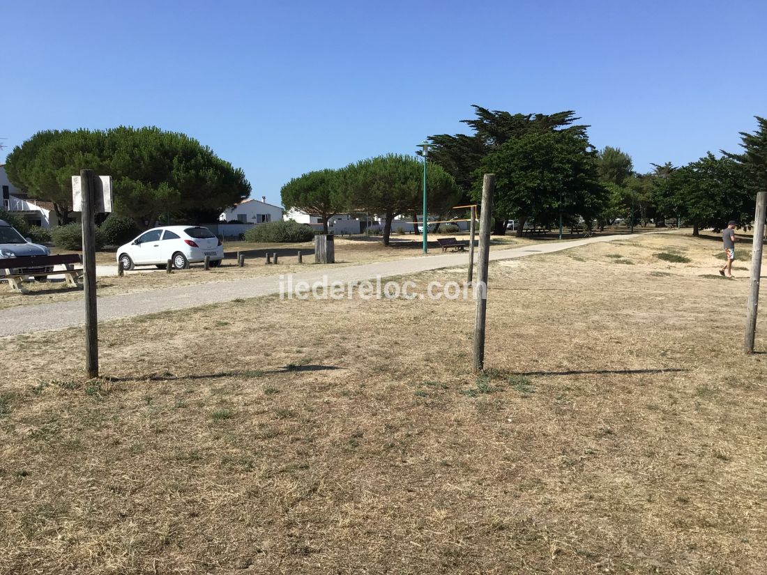 Photo 15: An accomodation located in Rivedoux-Plage on ile de Ré.