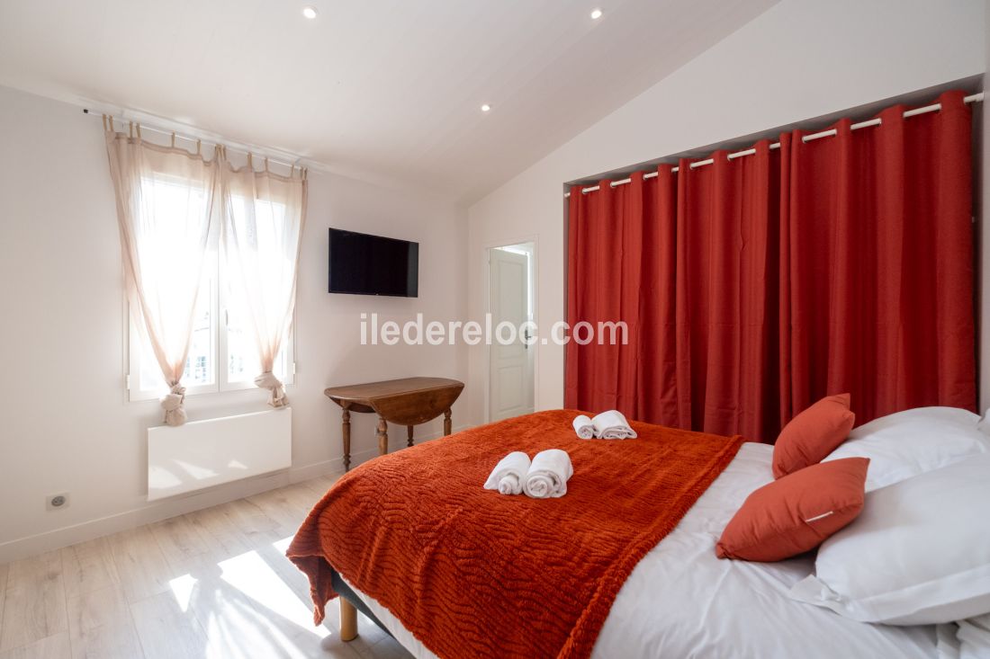 Photo 15: An accomodation located in Saint-Martin-de-Ré on ile de Ré.