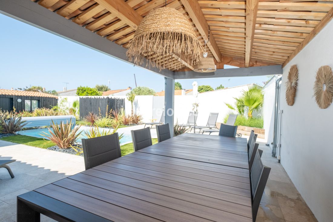 Photo 5: An accomodation located in Saint-Martin-de-Ré on ile de Ré.