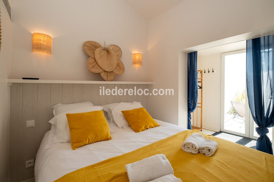 Photo 6: An accomodation located in Saint-Martin-de-Ré on ile de Ré.