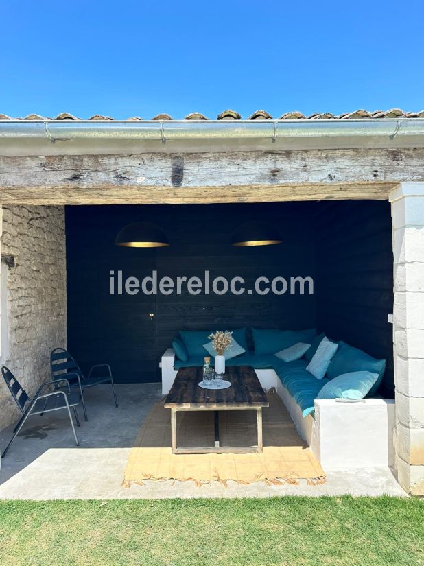 Photo 7: An accomodation located in Sainte-Marie-de-Ré on ile de Ré.