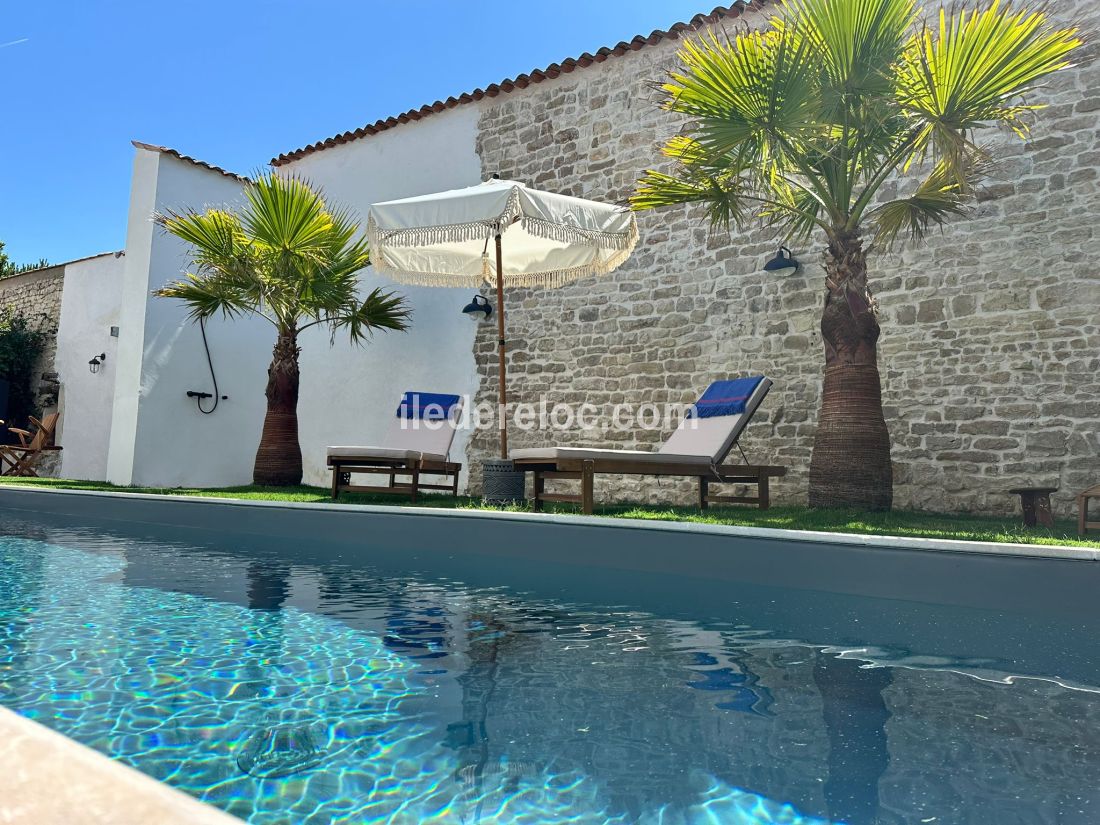 Photo 4: An accomodation located in Sainte-Marie-de-Ré on ile de Ré.
