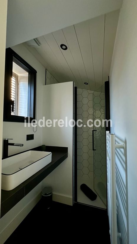 Photo 12: An accomodation located in Le Bois-Plage-en-R&eacute; on ile de R&eacute;.