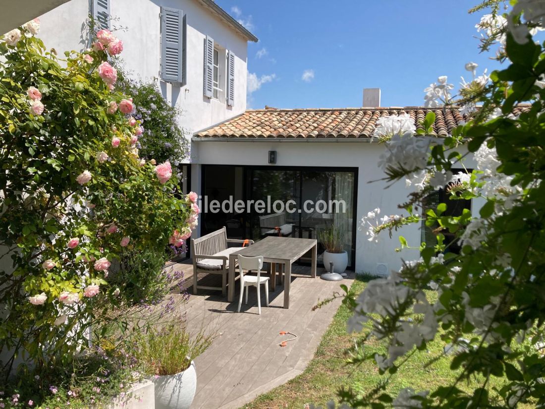Photo 19: An accomodation located in Sainte-Marie-de-Ré on ile de Ré.