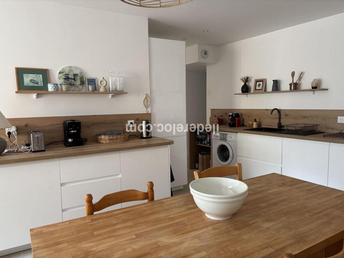 Photo 5: An accomodation located in La Flotte-en-Ré on ile de Ré.