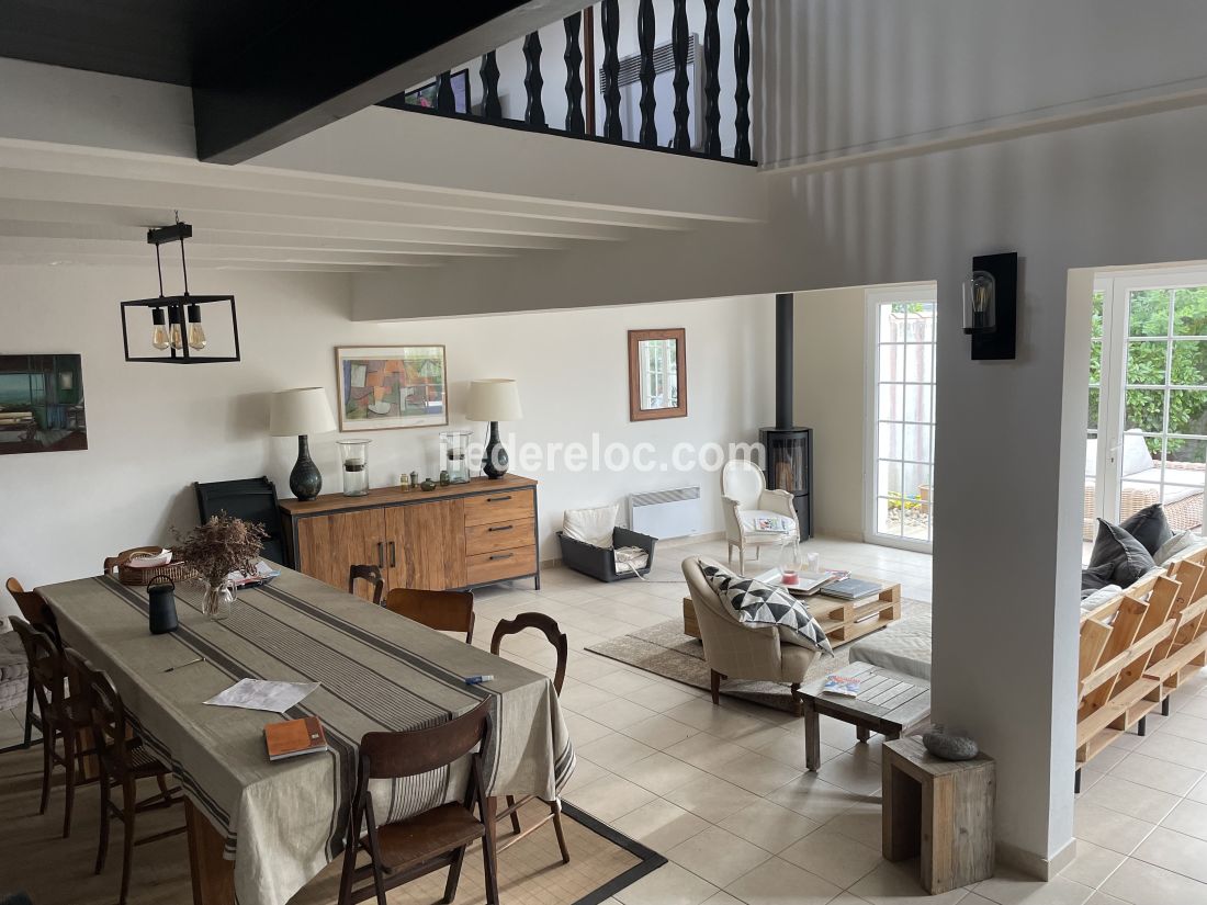 Photo 6: An accomodation located in La Couarde-sur-mer on ile de Ré.