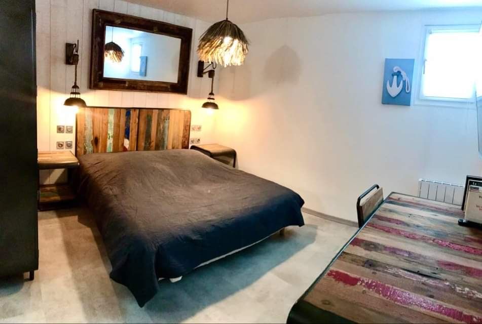 Photo 5: An accomodation located in Saint-Martin-de-Ré on ile de Ré.
