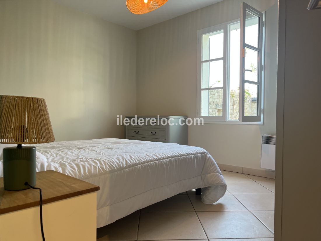 Photo 11: An accomodation located in La Couarde-sur-mer on ile de Ré.
