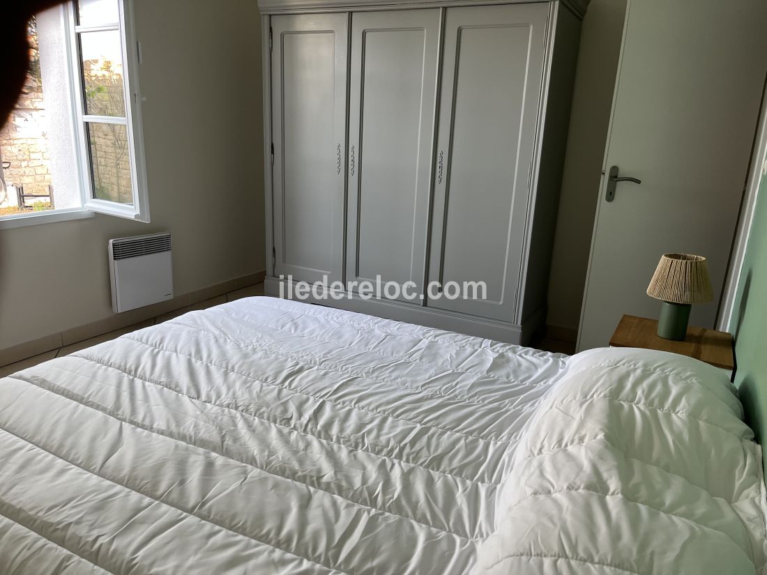 Photo 12: An accomodation located in La Couarde-sur-mer on ile de Ré.