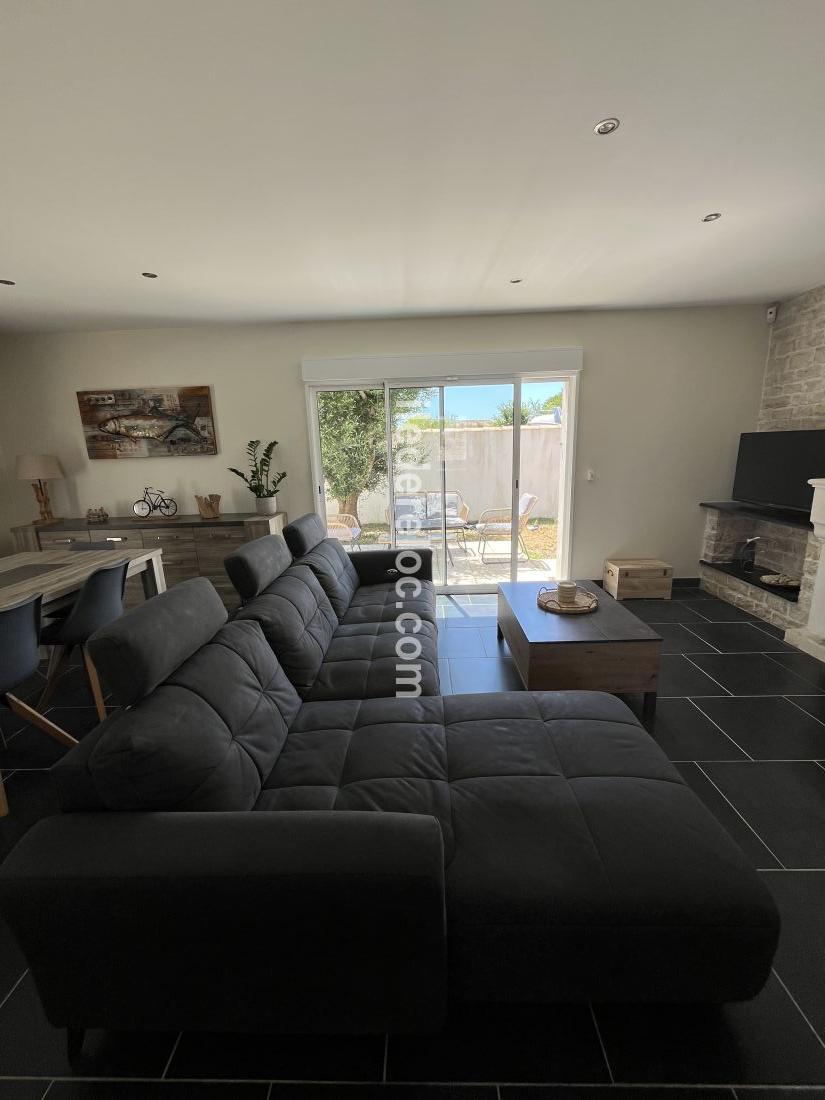 Photo 9: An accomodation located in La Couarde-sur-mer on ile de Ré.