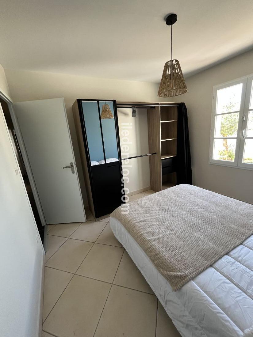 Photo 18: An accomodation located in La Couarde-sur-mer on ile de Ré.