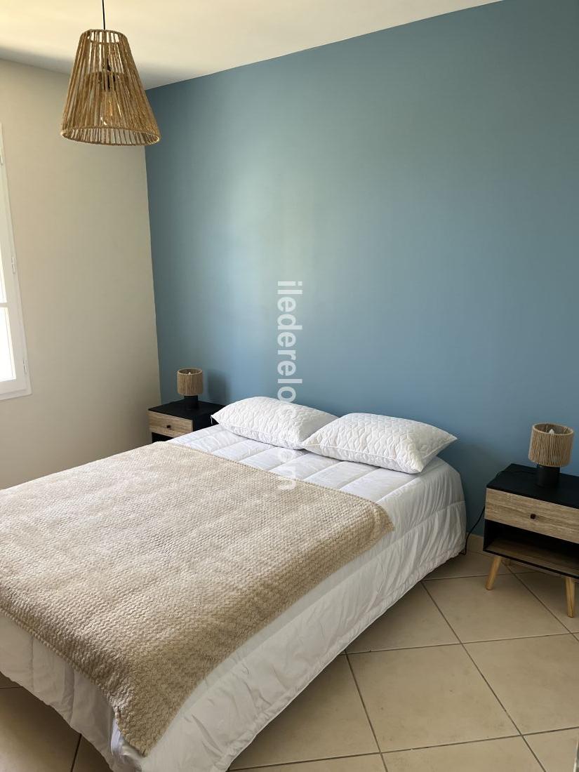 Photo 16: An accomodation located in La Couarde-sur-mer on ile de Ré.
