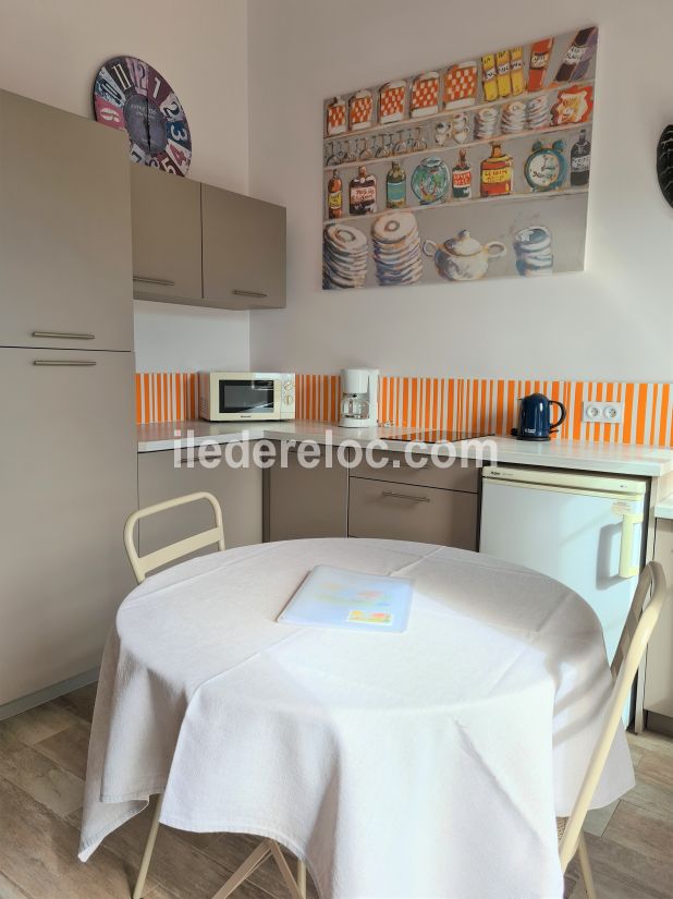 Photo 7: An accomodation located in Le Bois-Plage-en-Ré on ile de Ré.
