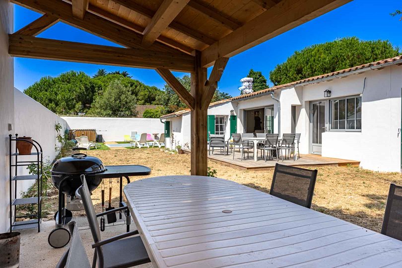 Photo 7: An accomodation located in Le Bois-Plage-en-Ré on ile de Ré.