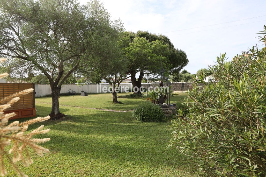 Photo 8: An accomodation located in Les Portes-en-Ré on ile de Ré.