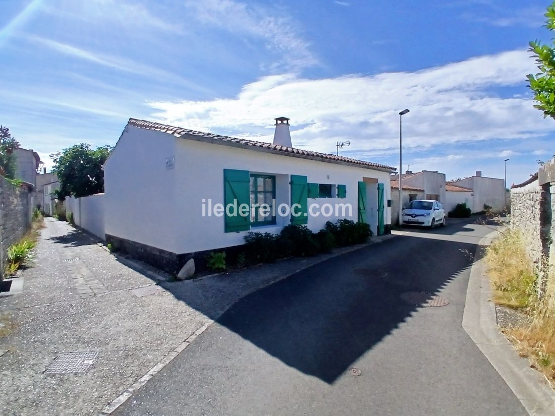 Photo 17: An accomodation located in Sainte-Marie-de-Ré on ile de Ré.