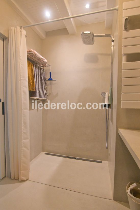 Photo 7: An accomodation located in Saint-Clément-des-Baleines on ile de Ré.