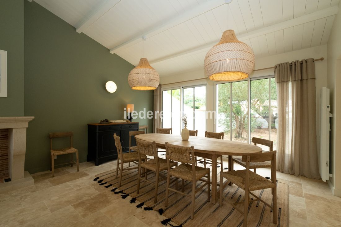 Photo 8: An accomodation located in Sainte-Marie-de-Ré on ile de Ré.