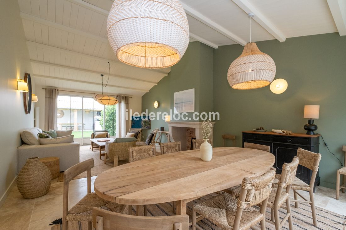 Photo 11: An accomodation located in Sainte-Marie-de-Ré on ile de Ré.