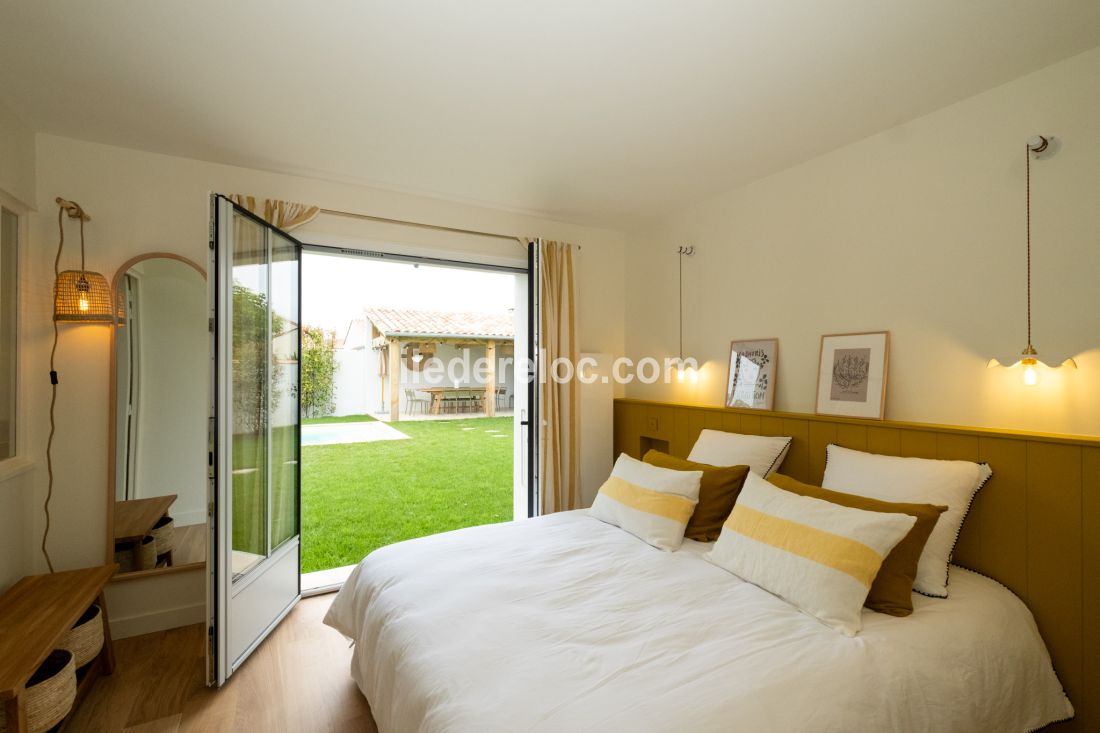 Photo 12: An accomodation located in Sainte-Marie-de-Ré on ile de Ré.