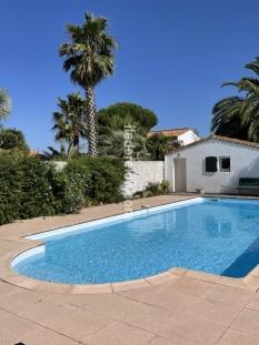Ile de Ré:Villa “dolce vita”: between sea and swimming pool