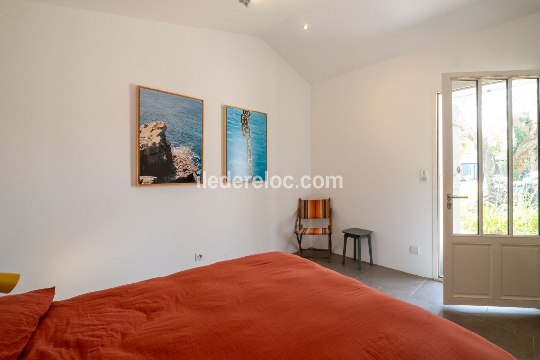 Photo 5: An accomodation located in La Couarde-sur-mer on ile de Ré.