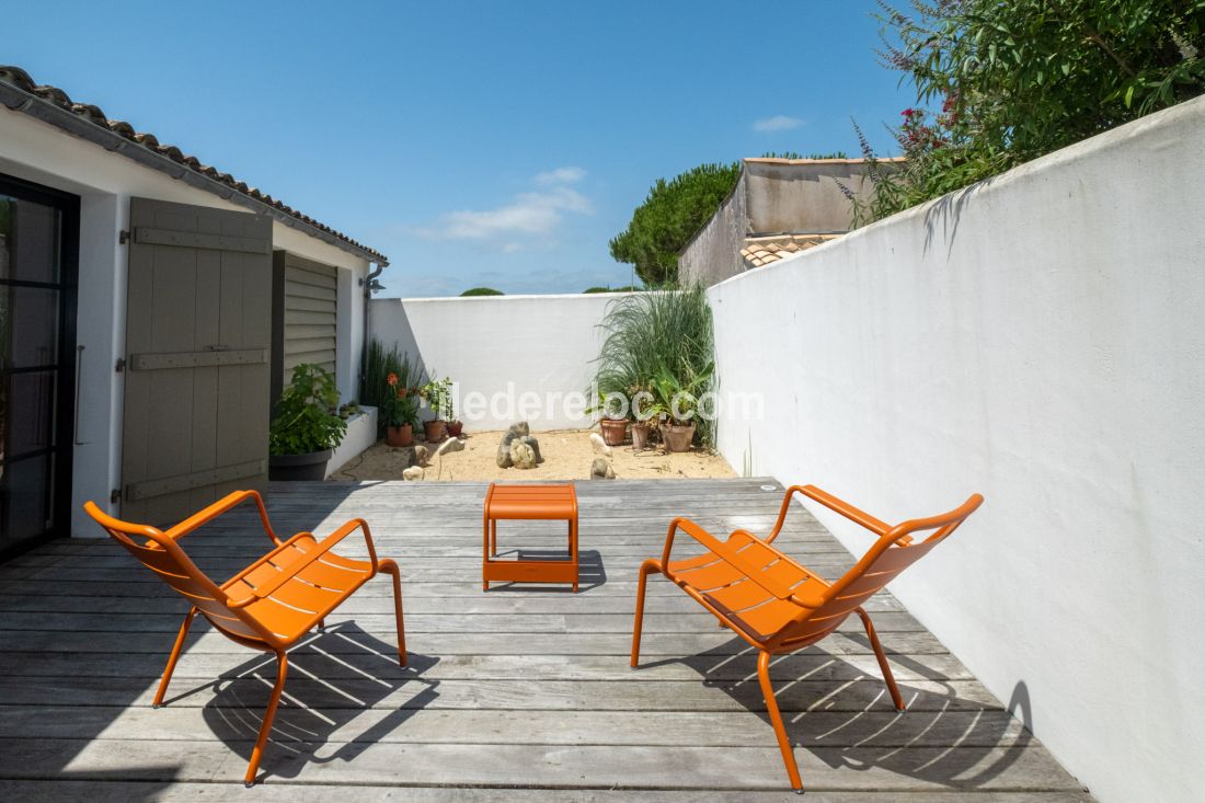 Photo 8: An accomodation located in La Couarde-sur-mer on ile de Ré.