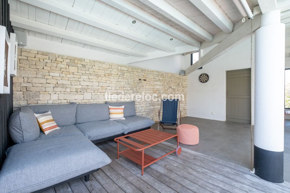 Photo 15: An accomodation located in La Couarde-sur-mer on ile de Ré.