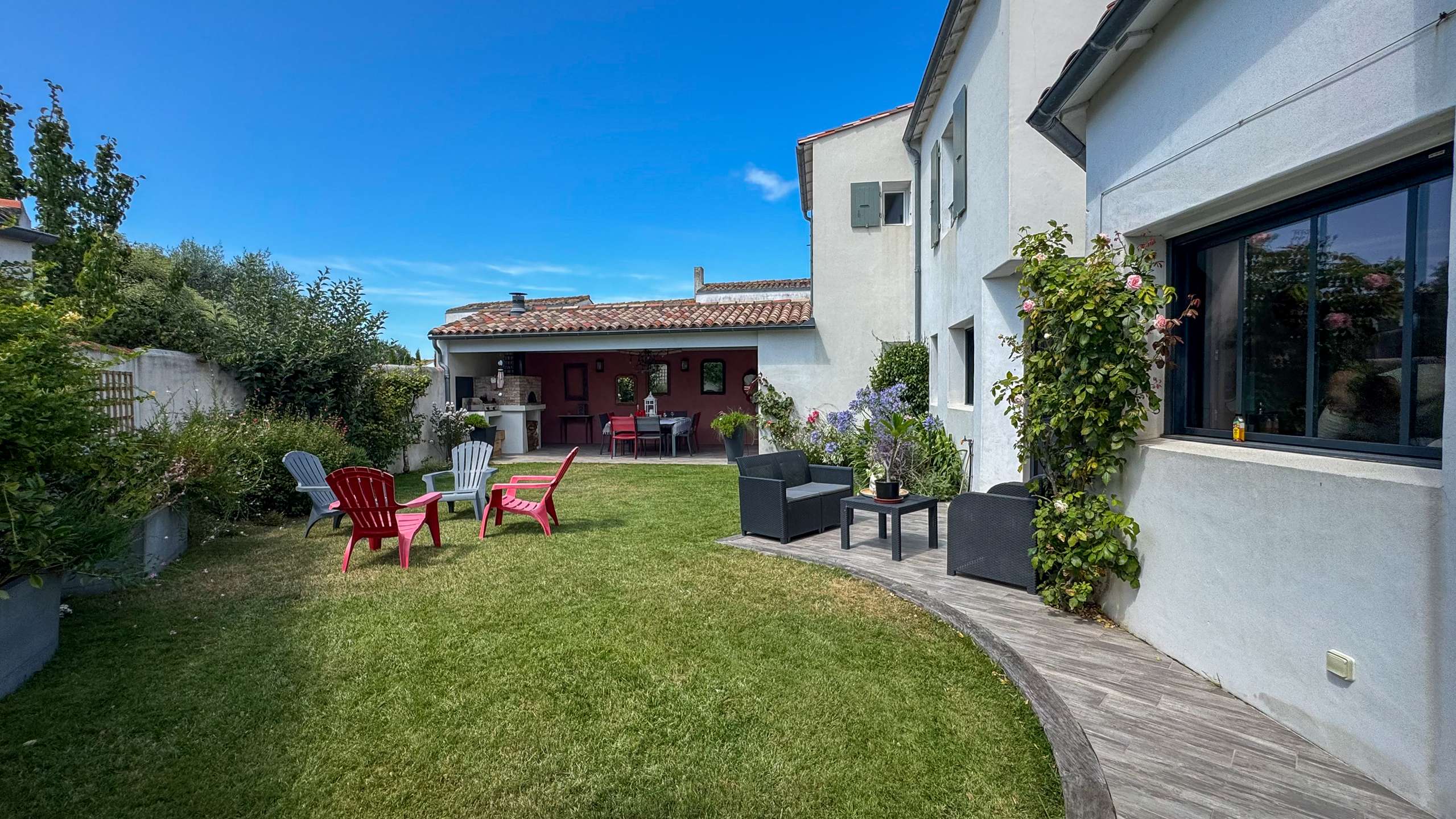 Photo 16: An accomodation located in Loix on ile de Ré.