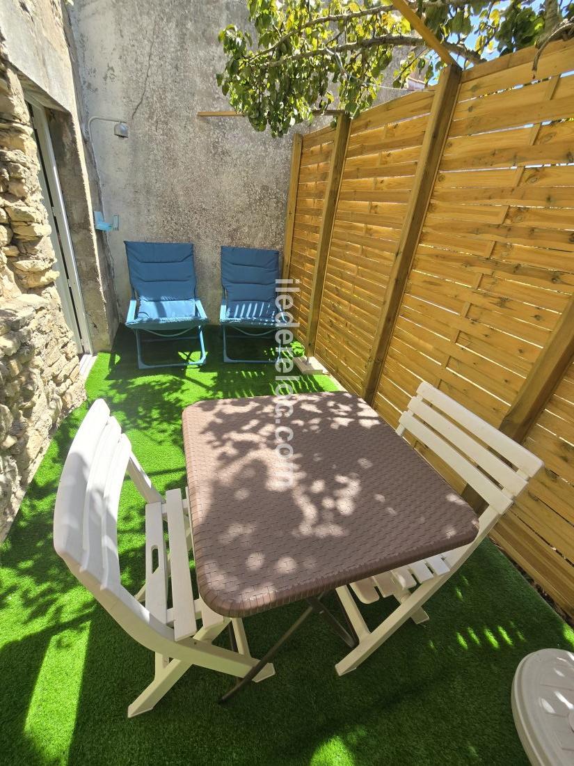 Photo 7: An accomodation located in Ars en R&eacute; on ile de R&eacute;.