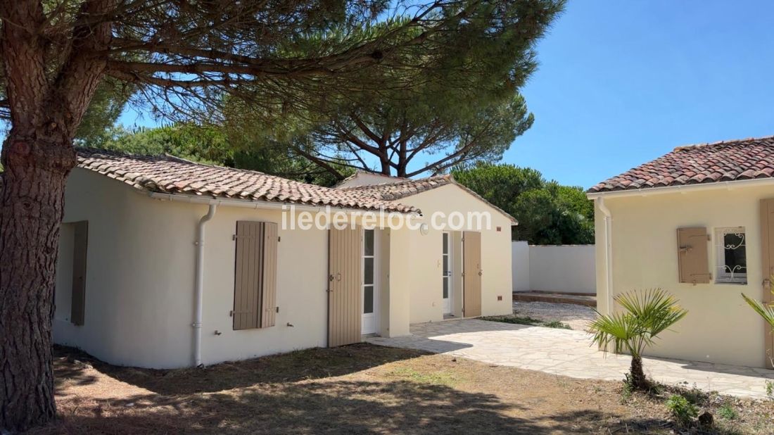 Photo 12: An accomodation located in Les Portes-en-Ré on ile de Ré.