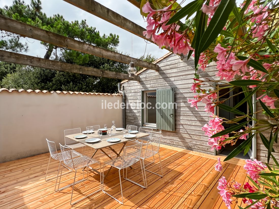 Photo 4: An accomodation located in Sainte-Marie-de-Ré on ile de Ré.