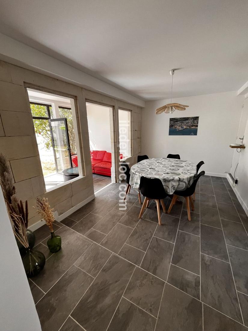 Photo 5: An accomodation located in La Flotte-en-Ré on ile de Ré.