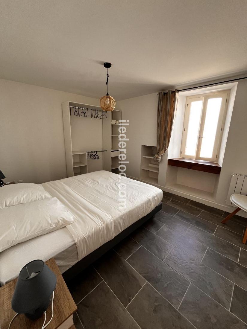 Photo 4: An accomodation located in La Flotte-en-Ré on ile de Ré.