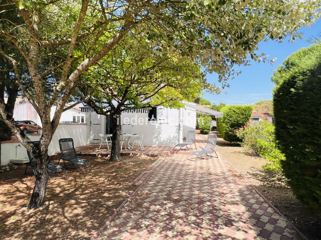 Photo 14: An accomodation located in Rivedoux-Plage on ile de Ré.