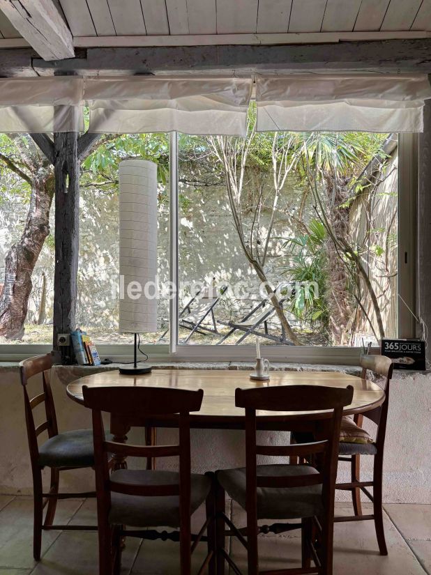 Photo 4: An accomodation located in Saint-Martin-de-Ré on ile de Ré.