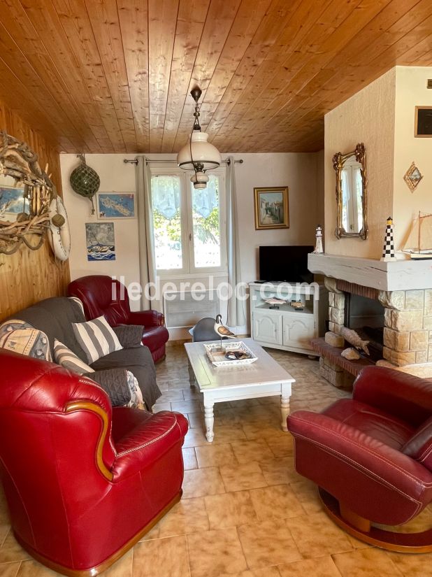 Photo 10: An accomodation located in Les Portes-en-Ré on ile de Ré.