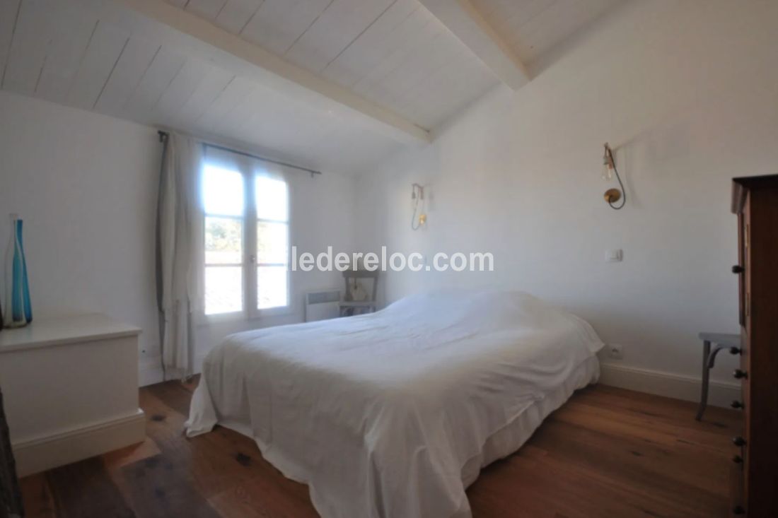 Photo 9: An accomodation located in Sainte-Marie-de-Ré on ile de Ré.