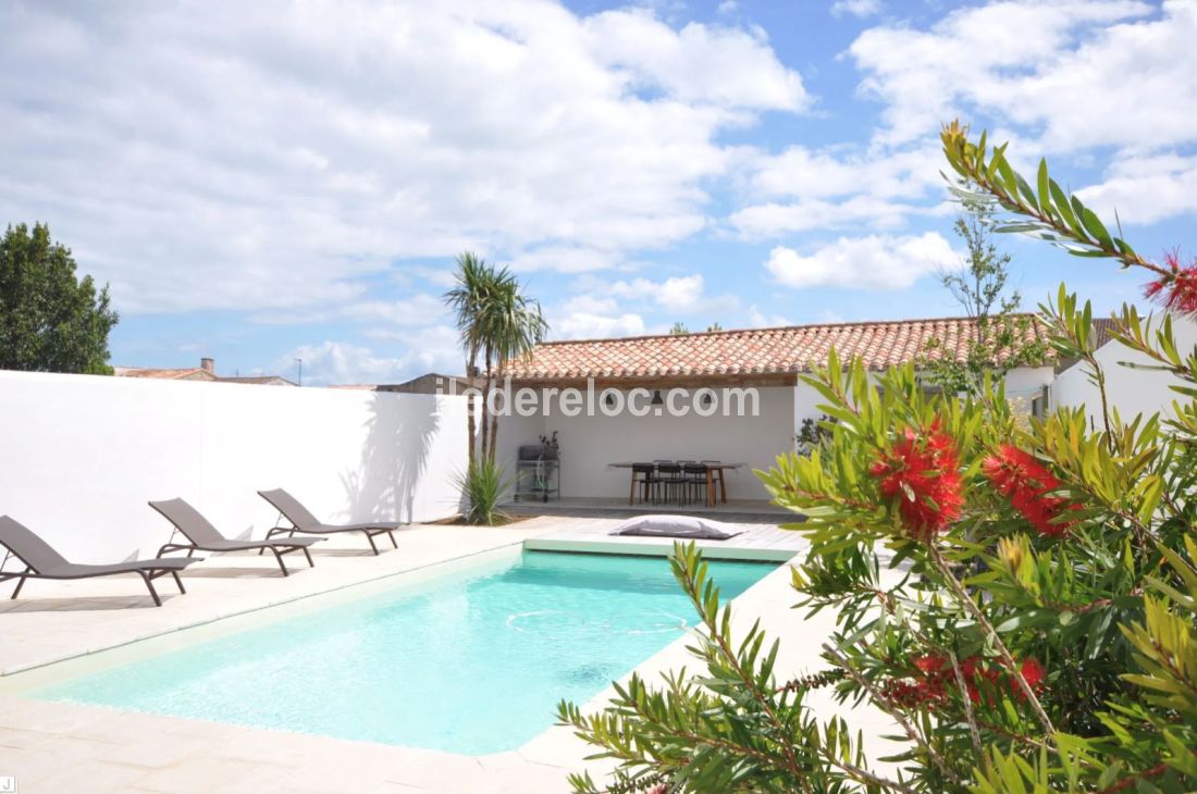 Photo 13: An accomodation located in Sainte-Marie-de-Ré on ile de Ré.