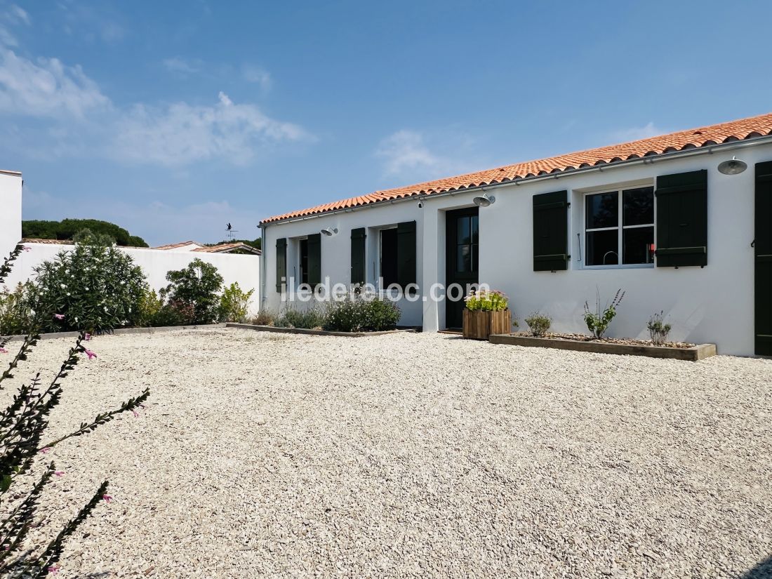 Photo 23: An accomodation located in Sainte-Marie-de-Ré on ile de Ré.